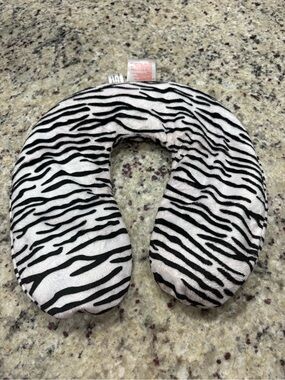 Swissco black and white zebra print neck pillow NWOT warming & cooling Scented